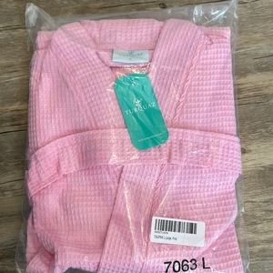 New never opened waffle knit pink women’s robe